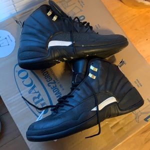 AIR JORDANS 12